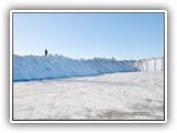 Päivän kuva 4.3.2012
Melkoinen lumikinos Vuohensaarentiellä. 